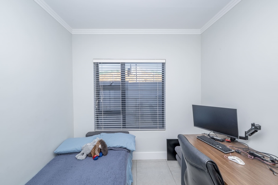 3 Bedroom Property for Sale in Protea Heights Western Cape